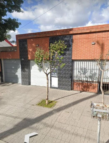 Casa Para 2 Familias En Venta En Wilde Oeste