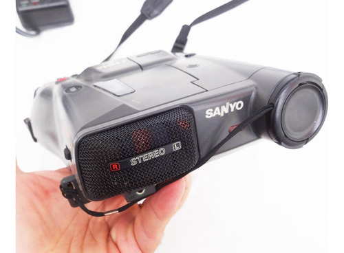 Camara Video Filmadora Antigua Sanyo Vm-es99 Camcorder Vhs 8