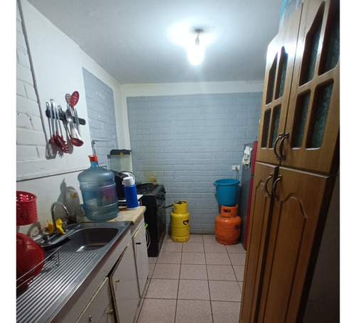 Acogedor Depto. Primer Piso Dúplex, Ideal Para Subsidio