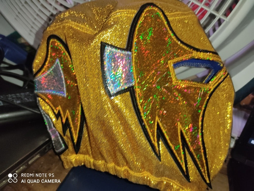 Máscara Profesional De Lucha Libre En Lame De Angel De Oro. (Usado)