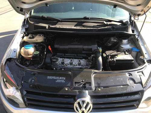 Volkswagen Fox 1.0 Vht Trend Total Flex 5p 2012