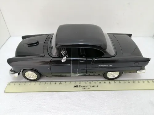 Chevrolet Bel Air 1955, Escala 1/18, Motormax, 27cms Largo