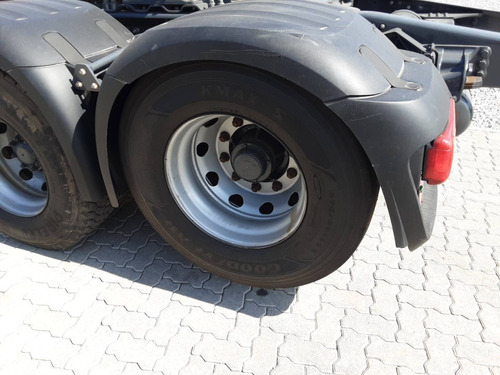 Imagem 9 de 10 de Daf Xf105 6x2 - 2019/19