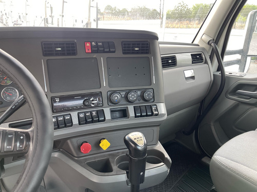 Camion 2017 Daycab Kenworth T-680