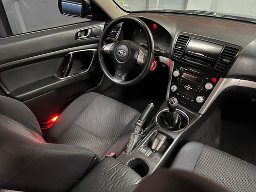Subaru Outback 2.5 Un 5mt Sawd 173cv