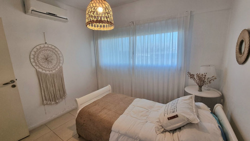 Departamento En Venta O Alquiler Temporal Con Muebles 3 Ambientes Con Vista Al Agua, Portezuelo