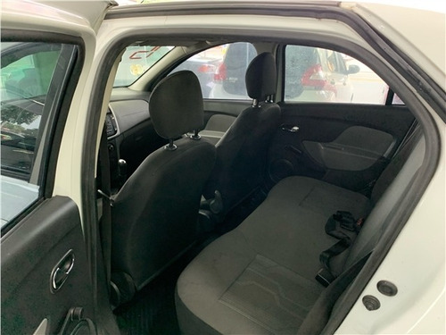 Renault Logan 1.0 Expression 16v Flex 4p Manual
