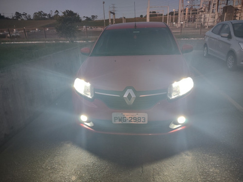 Renault Logan 1.0 16v