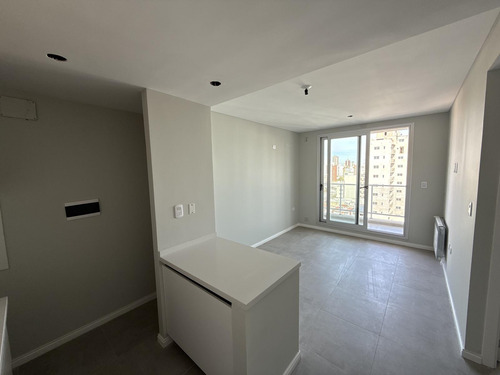 Venta Departamento Santa Fe- Torre Fenix En Boulevard Pellegrini