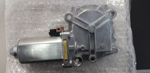 Imagen 2 de 3 de Motor Alzavidrio Volvo Izquierdo (fm Fh Fmx)2004 En Adelante