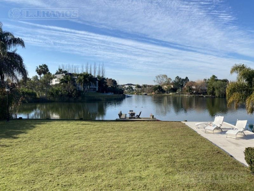 Imagen 6 de 20 de Casa En Venta En Los Castores