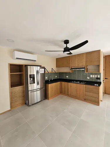 Casa Remodelada De Una Planta En Venta En Conkal.