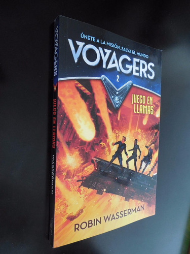 Voyagers 2 Juego En Llamas Robin Wasserman Nuevo