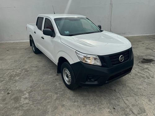 Nissan NP300 2.4 Doble Cabina Se Aa Pack Seg Mt