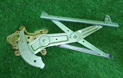 Sistema De Subir Y Bajar Vidrio Izquierdo Toyota Camry 1992