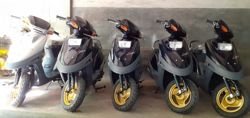 Imagen 7 de 14 de Moto Scooter Sundiro Xdz50qt-b