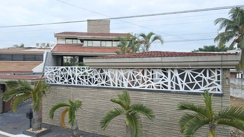Residencia Amueblada De Lujo En Venta, En El Fraccionamiento Costa De Oro, Boca Del Río, Veracruz