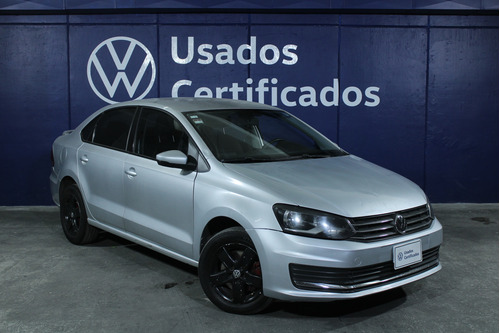 Volkswagen Vento 2.0 Confortline Mt