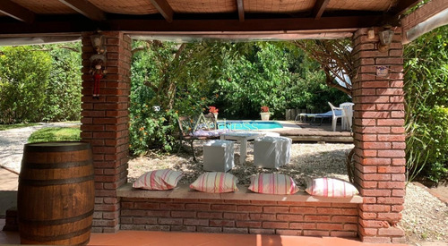 Muy Linda Casa Disponible En Alquiler De Temporada Y Anual- Ref: 3055