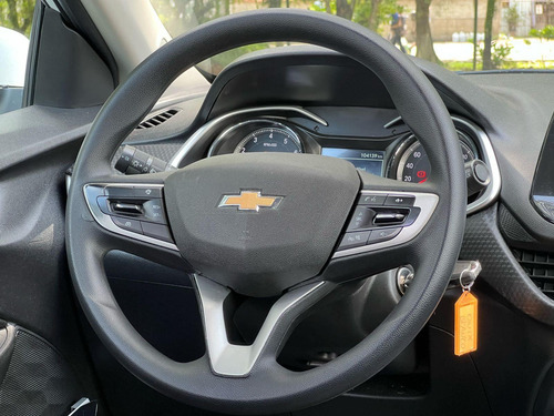 Chevrolet Onix HATCH LT 1.0 12V Flex 5p Mec.