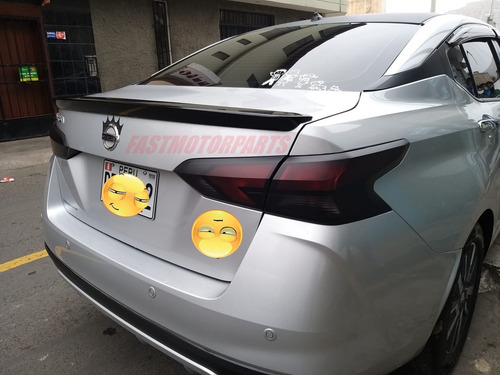 Imagen 2 de 4 de Spoiler Aleron Cola De Pato Lip Nissan Versa Sense 2020 2023