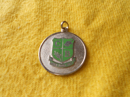 Medalla Colegio Balmoral De Banfield - Año 1975