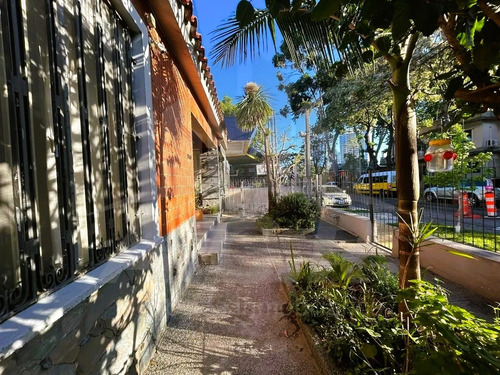 Venta, Casa, 3 Dormitorios, Buceo, Garaje Y Fondo