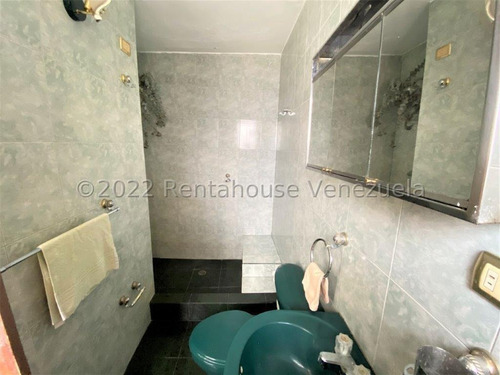 Imagen 14 de 20 de Casa En Venta En Santa Cecilia - Calle Cerrada.