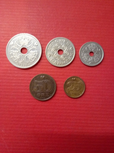 Lote De 5 Monedas De Dinamarca Diferentes Años
