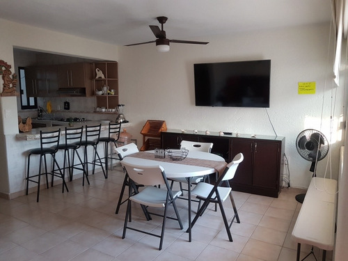 Bonita Casa A 3 Minutos De La Costera!!