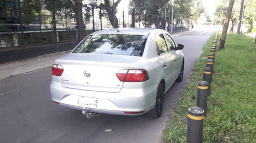 Volkswagen Voyage 1.6 Comfortline 101cv