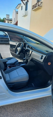 Imagen 8 de 11 de Toyota Corolla 2018 1.8 Le Cvt
