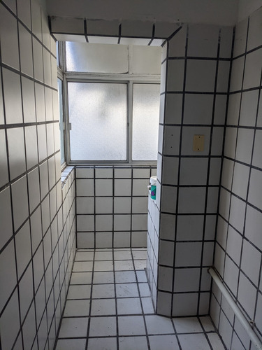 Apartamento Muy Luminoso - Juan Lindolfo Cuestas Y Cerrito