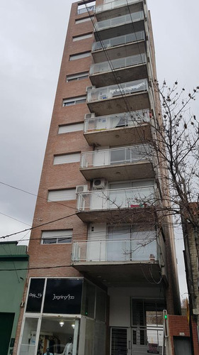 Departamento En Venta 1 Dormitorio En Calle Lavalle 1200 - Echesortu - Rosario