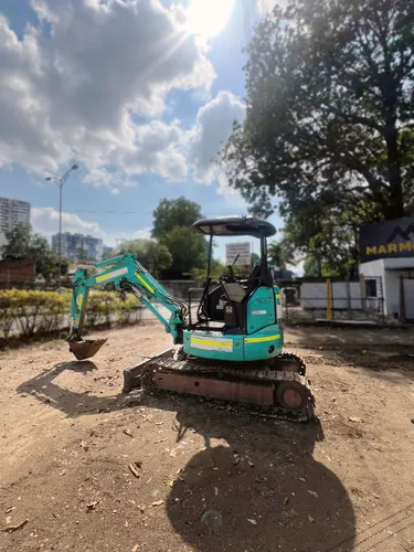 Miniexcavadora Kobelco Sk28sr