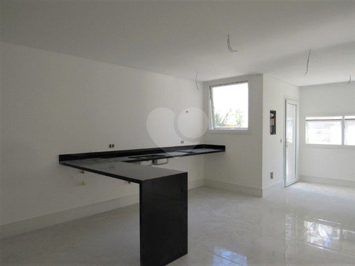 Imagem 15 de 21 de Casa Em Condomínio Nova Com 4 Suítes Na Granja Julieta - Reo258244