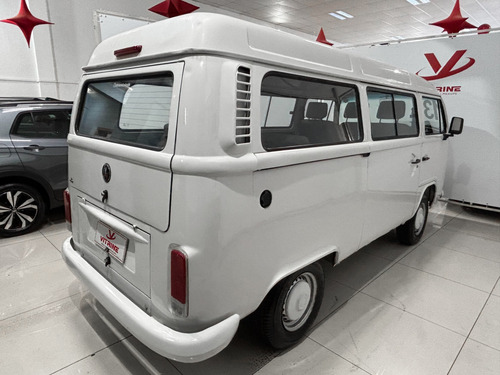 Volkswagen Kombi 1.4 MI STD LOTAÇÃO 8V FLEX 3P MANUAL