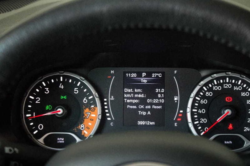 Imagem 15 de 15 de Jeep Renegade Longitude 1.8 Flex Automatico