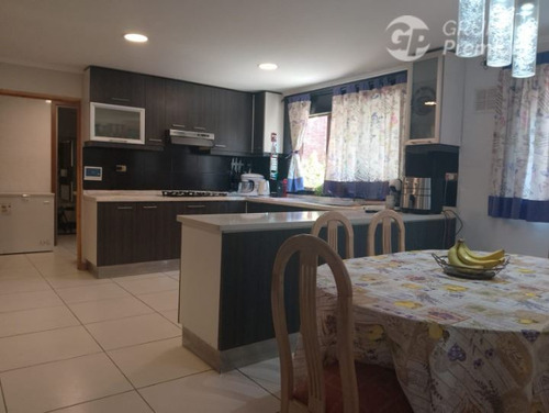 Vendo Casa En Lo Caña 273mt2, Con Piscina, 1000mt2 Terreno
