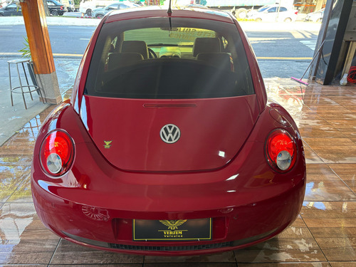 Volkswagen New Beetle 2.0 3p Automática