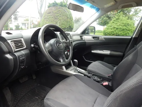 Subaru Forester 2.0 AT 4X2