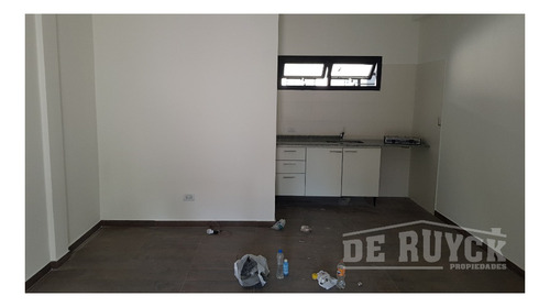 Imagen 3 de 3 de Local En Venta En Quilmes Oeste