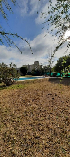 Venta Casa En Los Mimbres - 3 Dormitorios