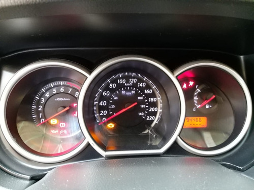 Nissan Tiida Sl.mec+teto+couro Completo