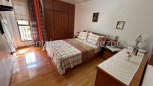 Ro. Apartamento En Venta Lomas De Prados Del Este 25-11126