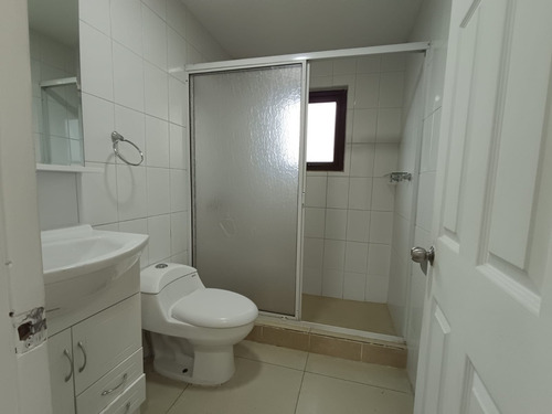 Se Arrienda Año Corrido Linda Y Acogedora Casa En Condominio