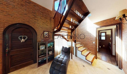 Hermosa Casa En Alquiler Anual. A Pasos Del Mar Y Muy Cerca De Playa Mansa.- Ref: 1330