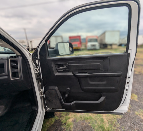 Ram 4000 Año 2018, Motor Hemi V8 A Gas L.p. Chasis Cabina