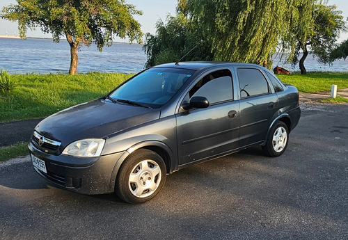 Chevrolet Corsa 1.8 Gl Aa+da