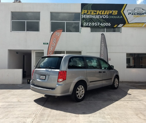 Imagen 8 de 15 de Dodge Grand Caravan 2017 3.7 Se At